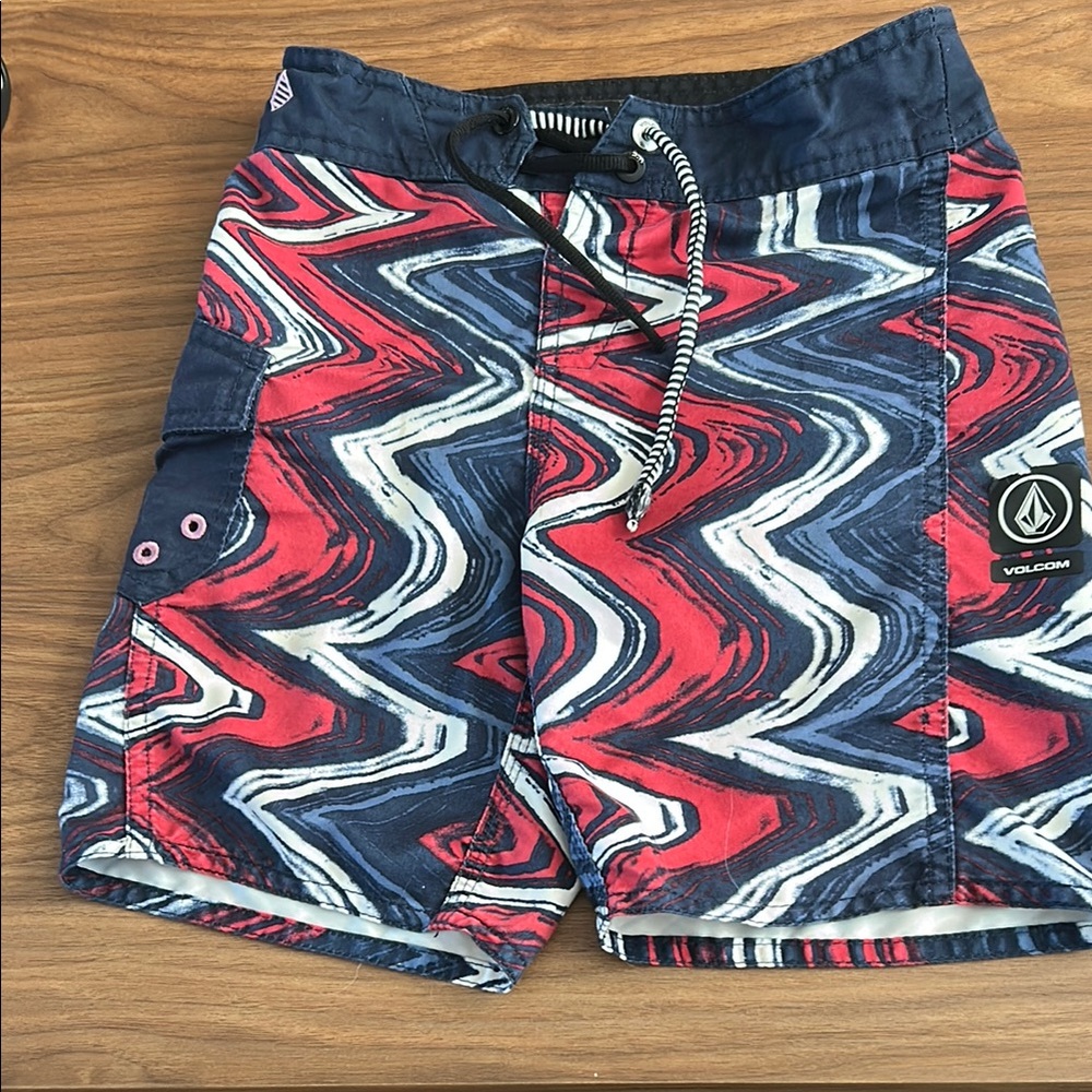 Volcom Swim Shorts (Kid Size 6)